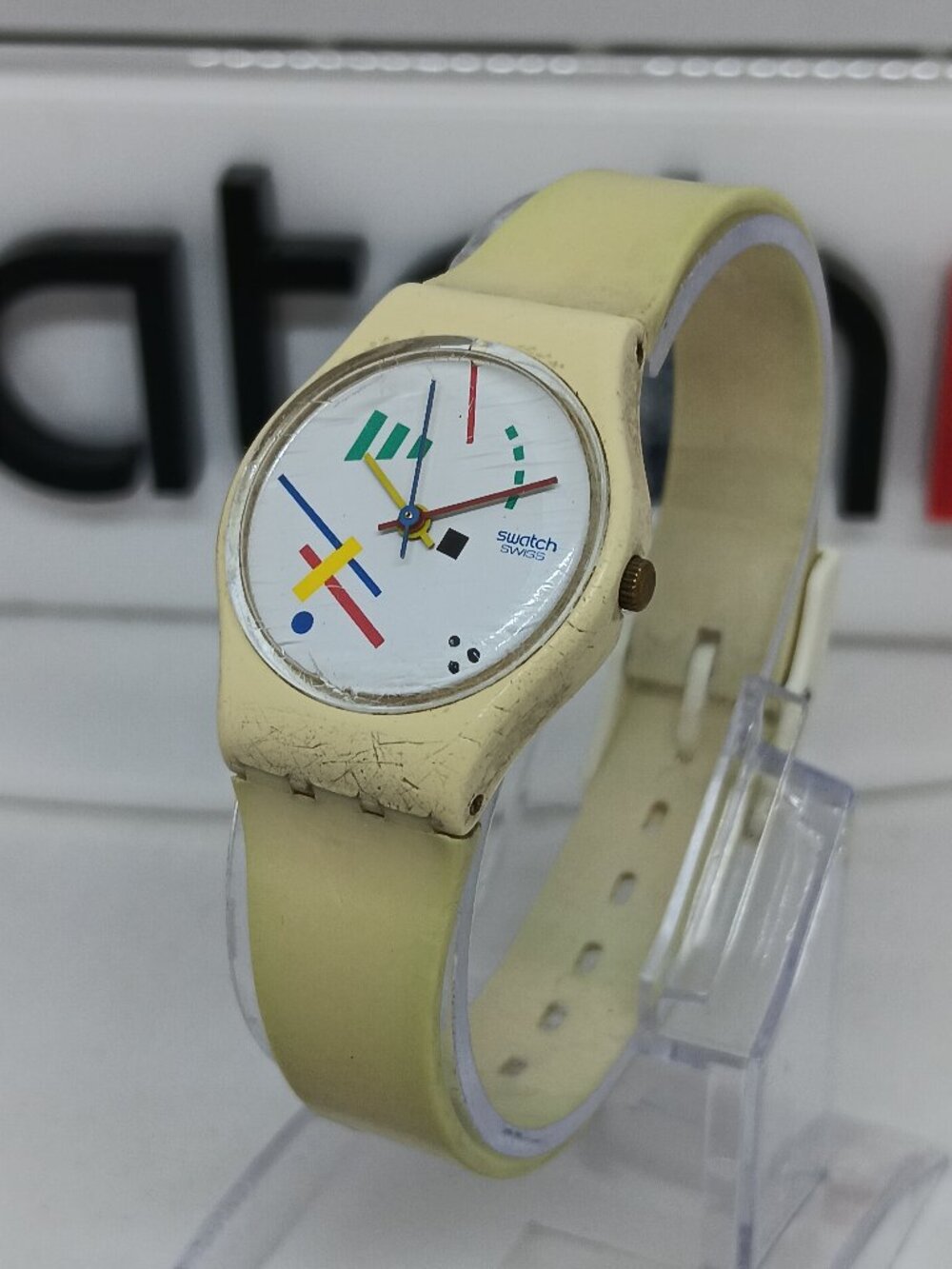 VINTAGE 1986 Swatch LW111 "Vasily" Women's 25mm Swiss Watch NEW BATTERY